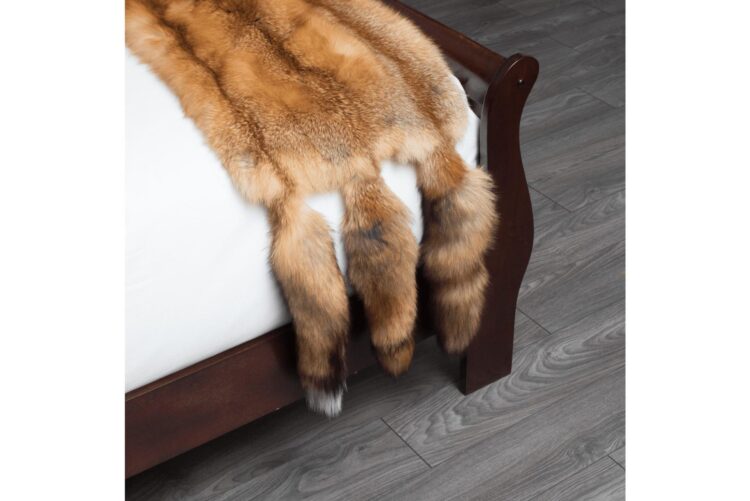 Red Fox Bed Runner - With Tail